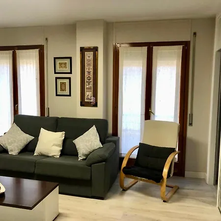 Apartament Sansoain *